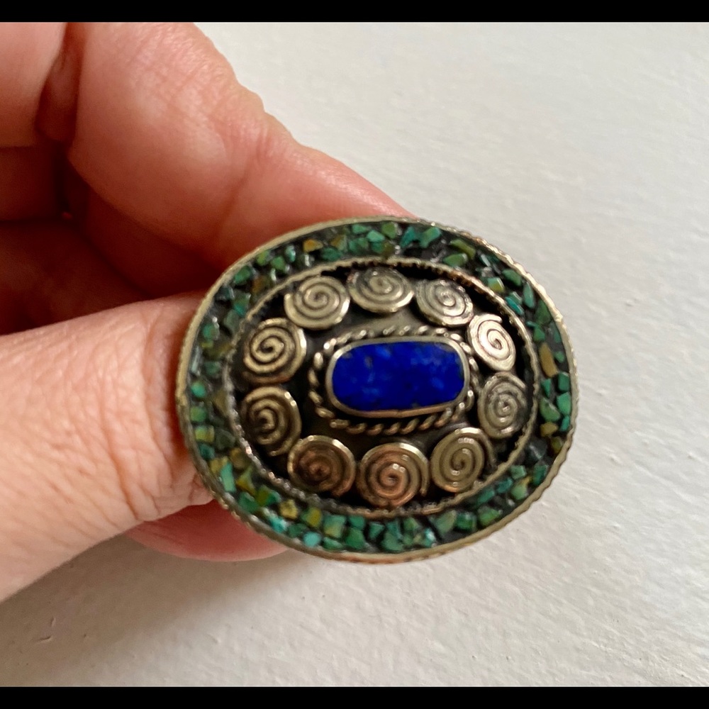 Ring - Picture 4 of 9